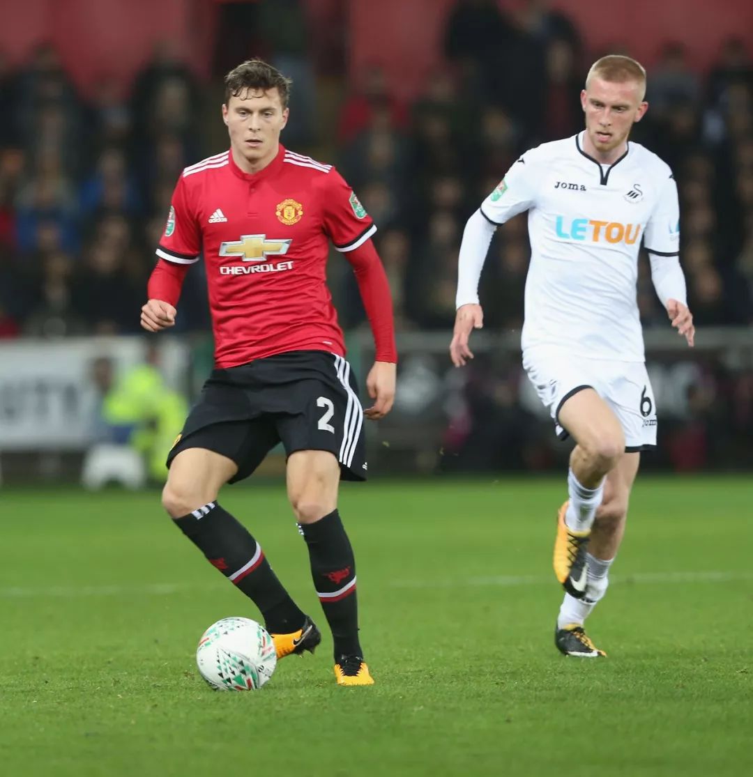 历史地位的 历史地位的